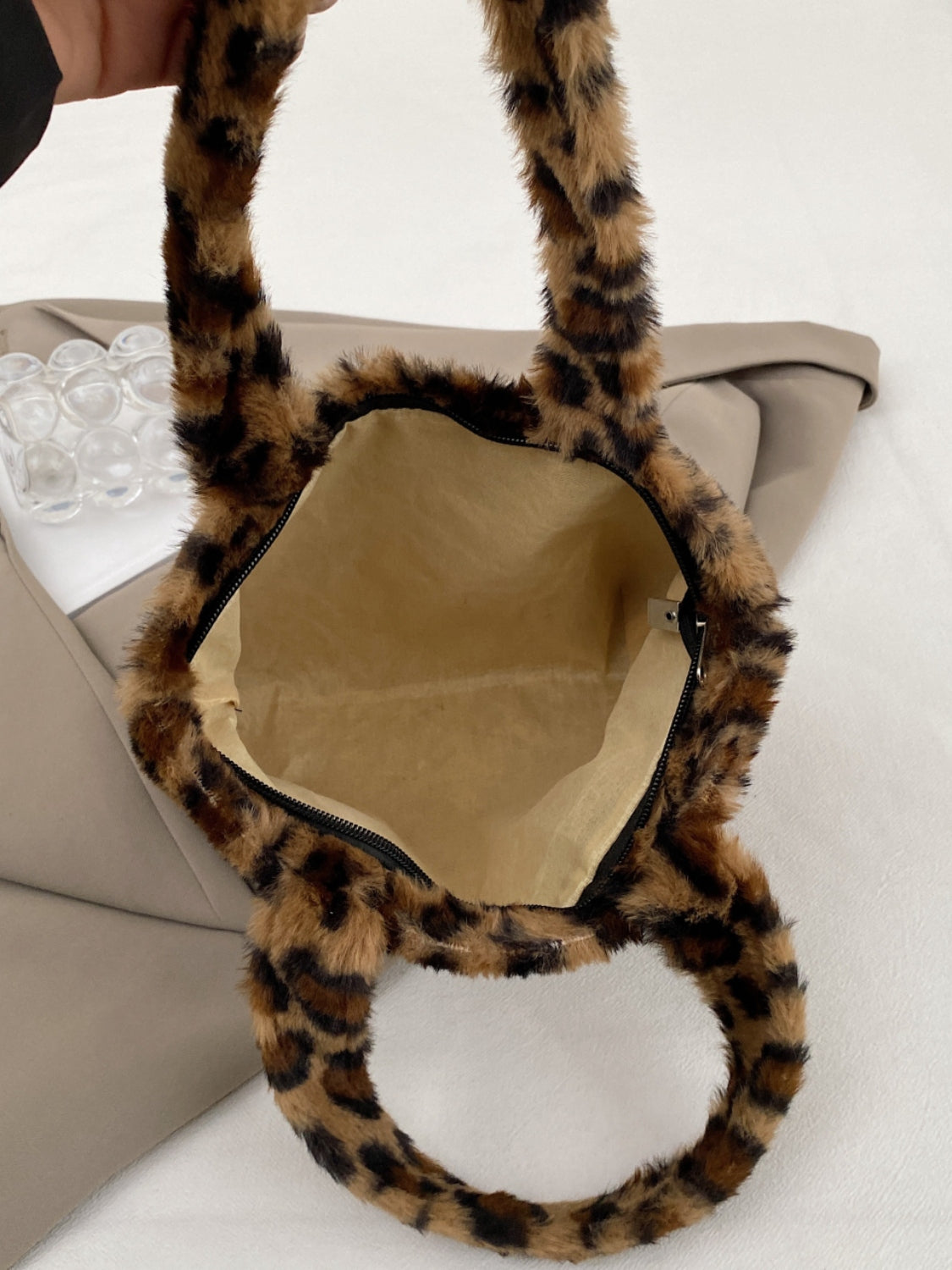 Leopard Fluff Handbag with Zipper