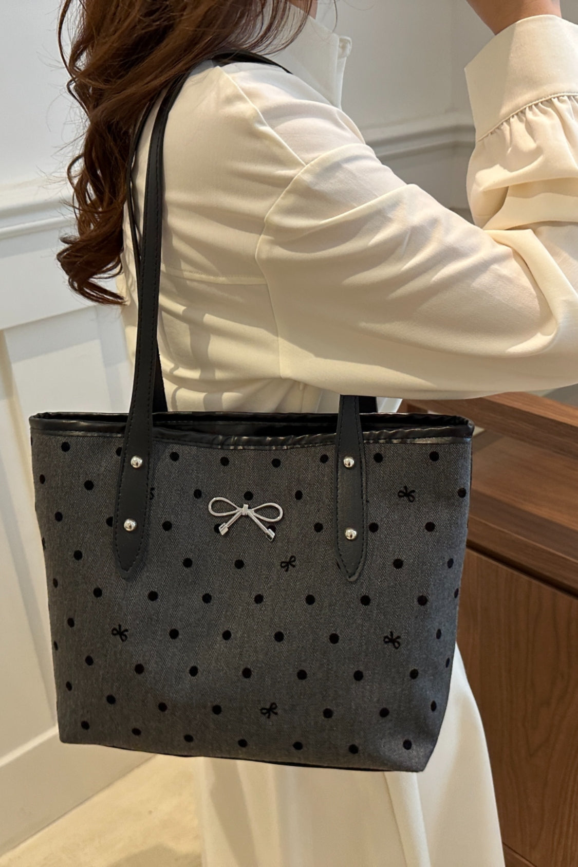 Bow Trim Tote Bag