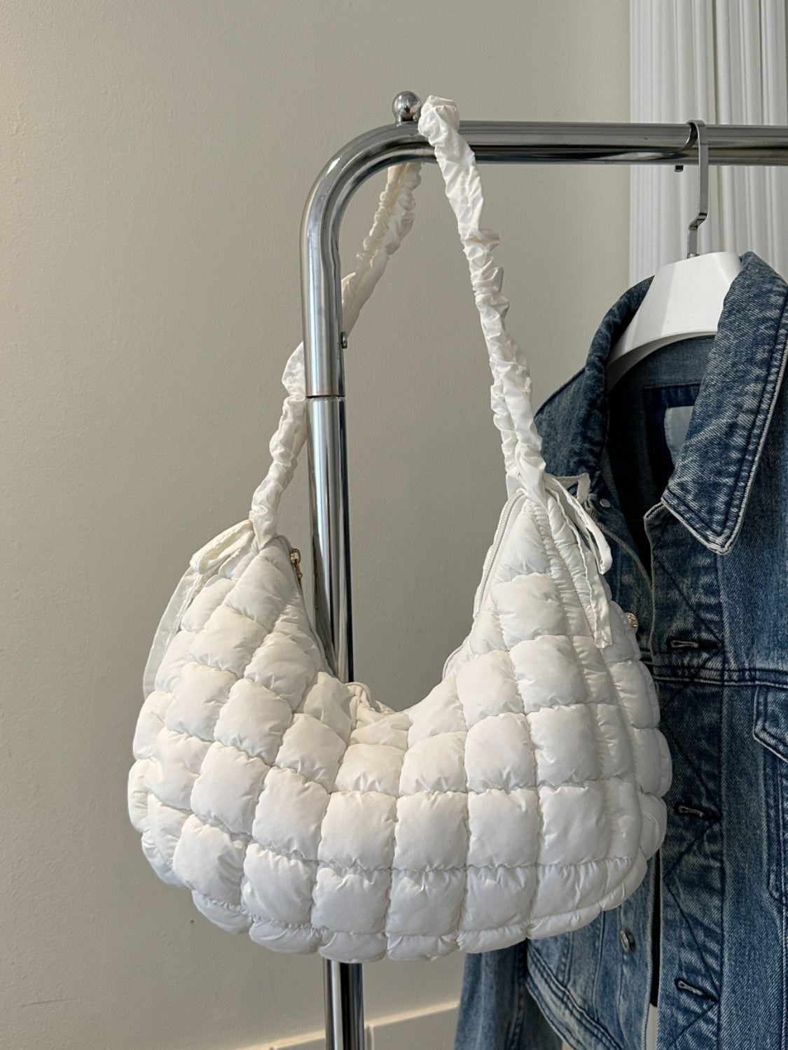 Bubble Texture Quilted Shoulder Bag