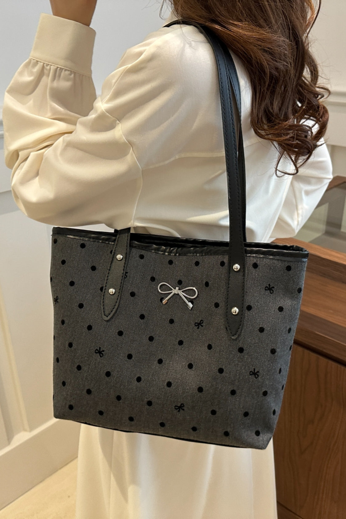 Bow Trim Tote Bag