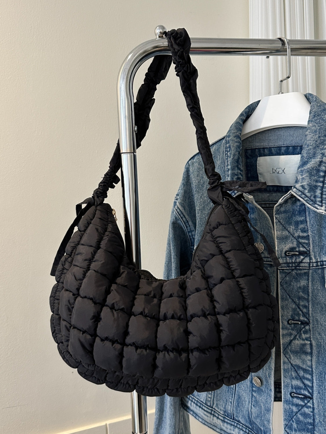 Bubble Texture Quilted Shoulder Bag