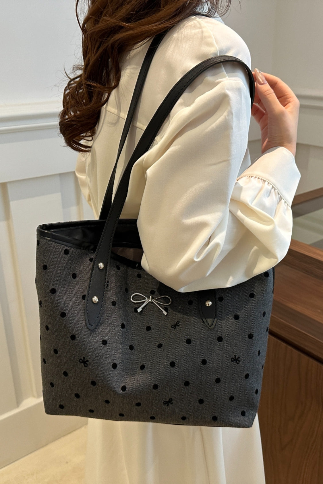 Bow Trim Tote Bag