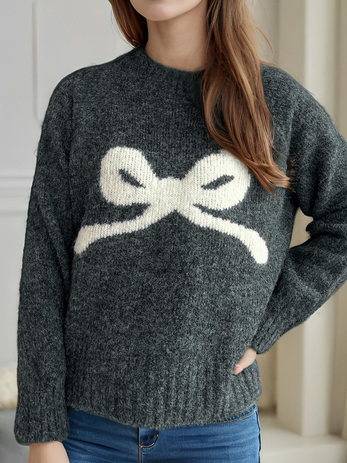 Cutesy Bow Long Sleeve Sweater