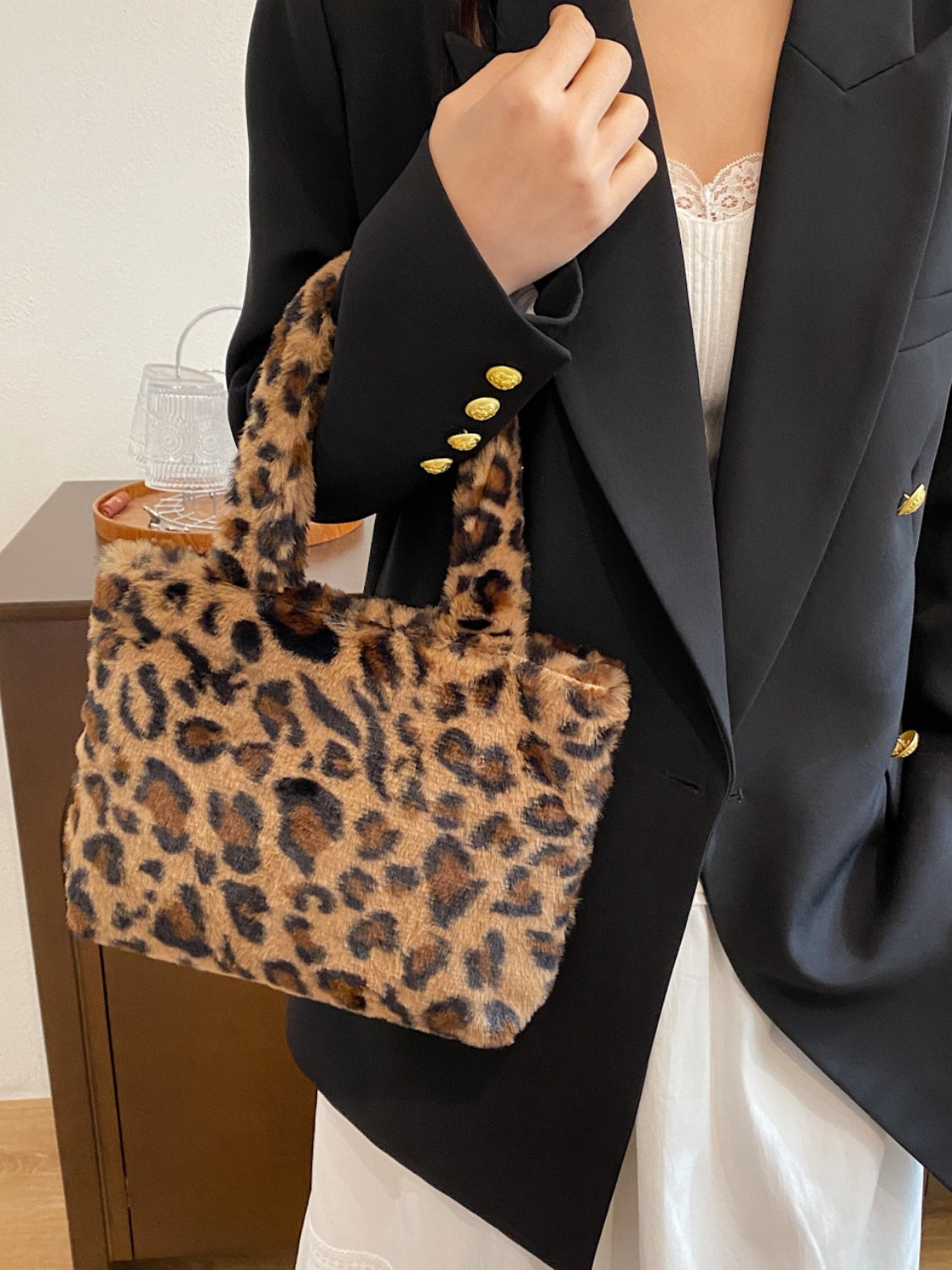 Leopard Fluff Handbag with Zipper