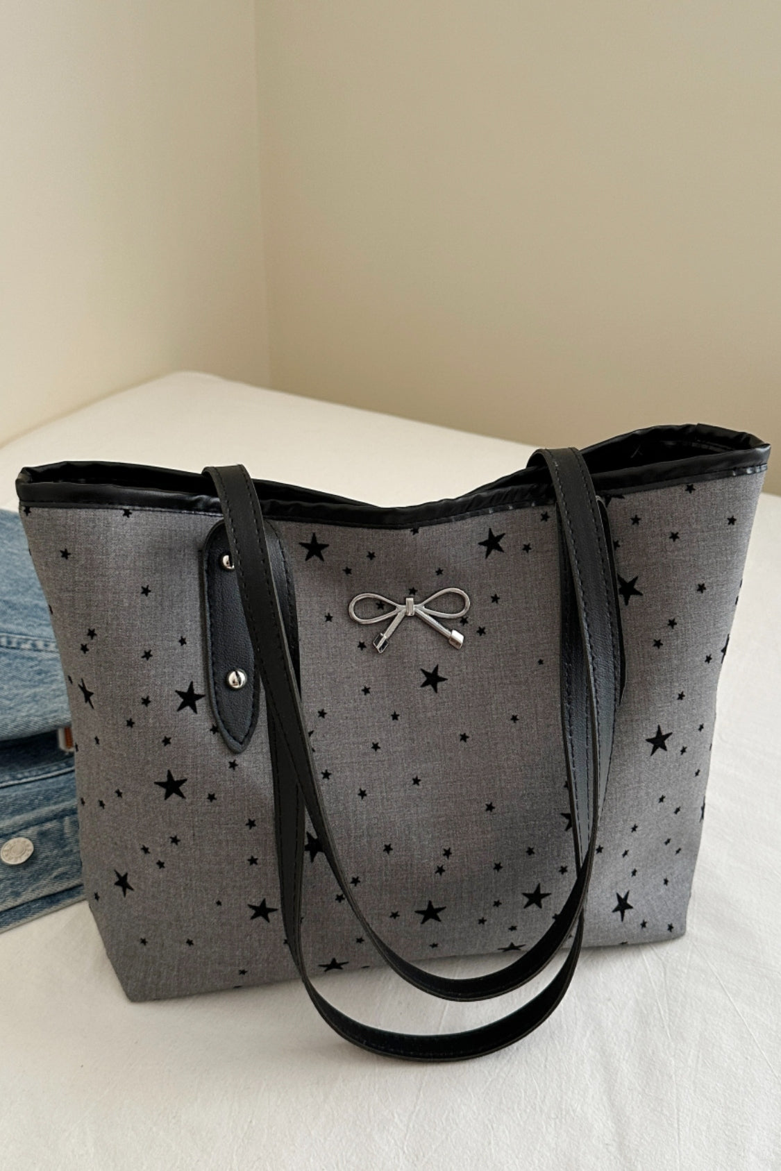 Bow Trim Tote Bag