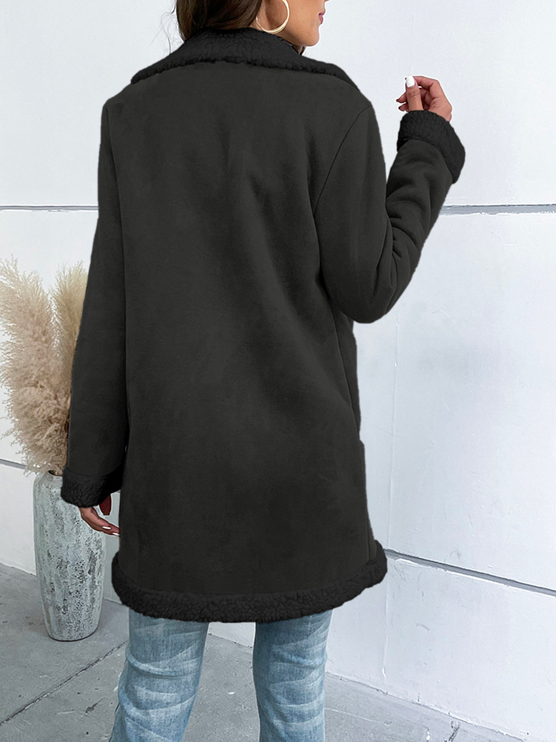 Sherpa Lapel Collar Buttoned Coat