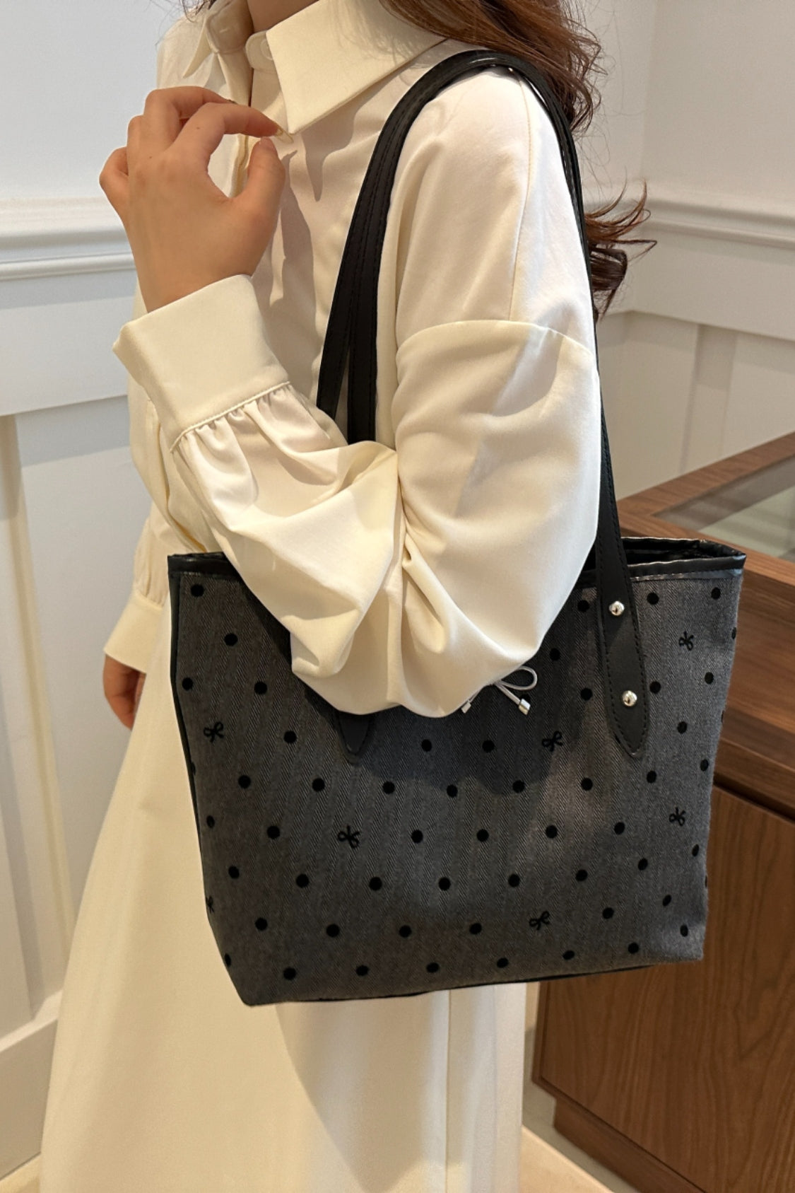 Bow Trim Tote Bag