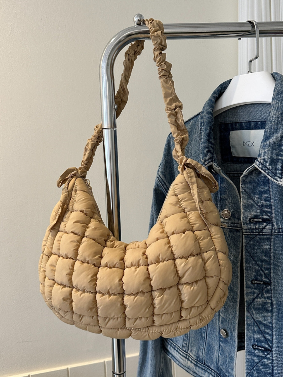 Bubble Texture Quilted Shoulder Bag